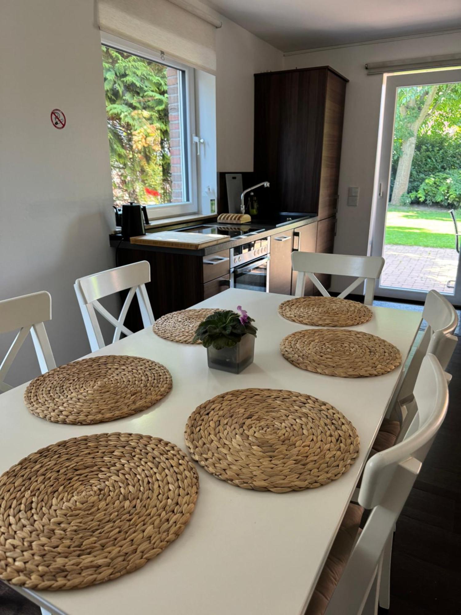 Modern House Gehrden Auf 2 Etagen, Nice Garten, Barbecue, Contactless Check-In, Free Parking エクステリア 写真