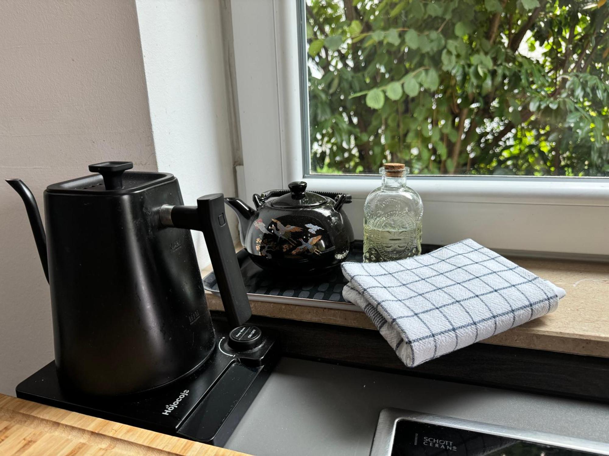 Modern House Gehrden Auf 2 Etagen, Nice Garten, Barbecue, Contactless Check-In, Free Parking エクステリア 写真