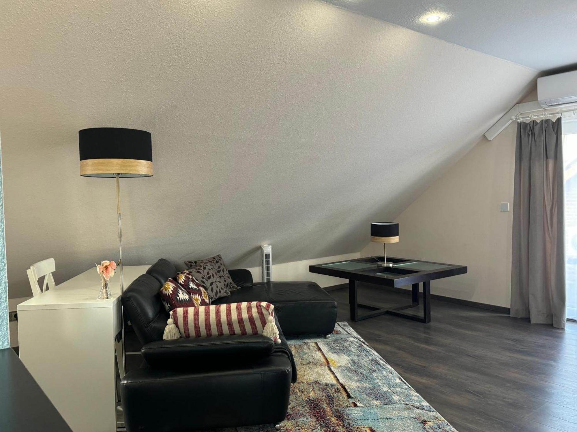 Modern House Gehrden Auf 2 Etagen, Nice Garten, Barbecue, Contactless Check-In, Free Parking エクステリア 写真