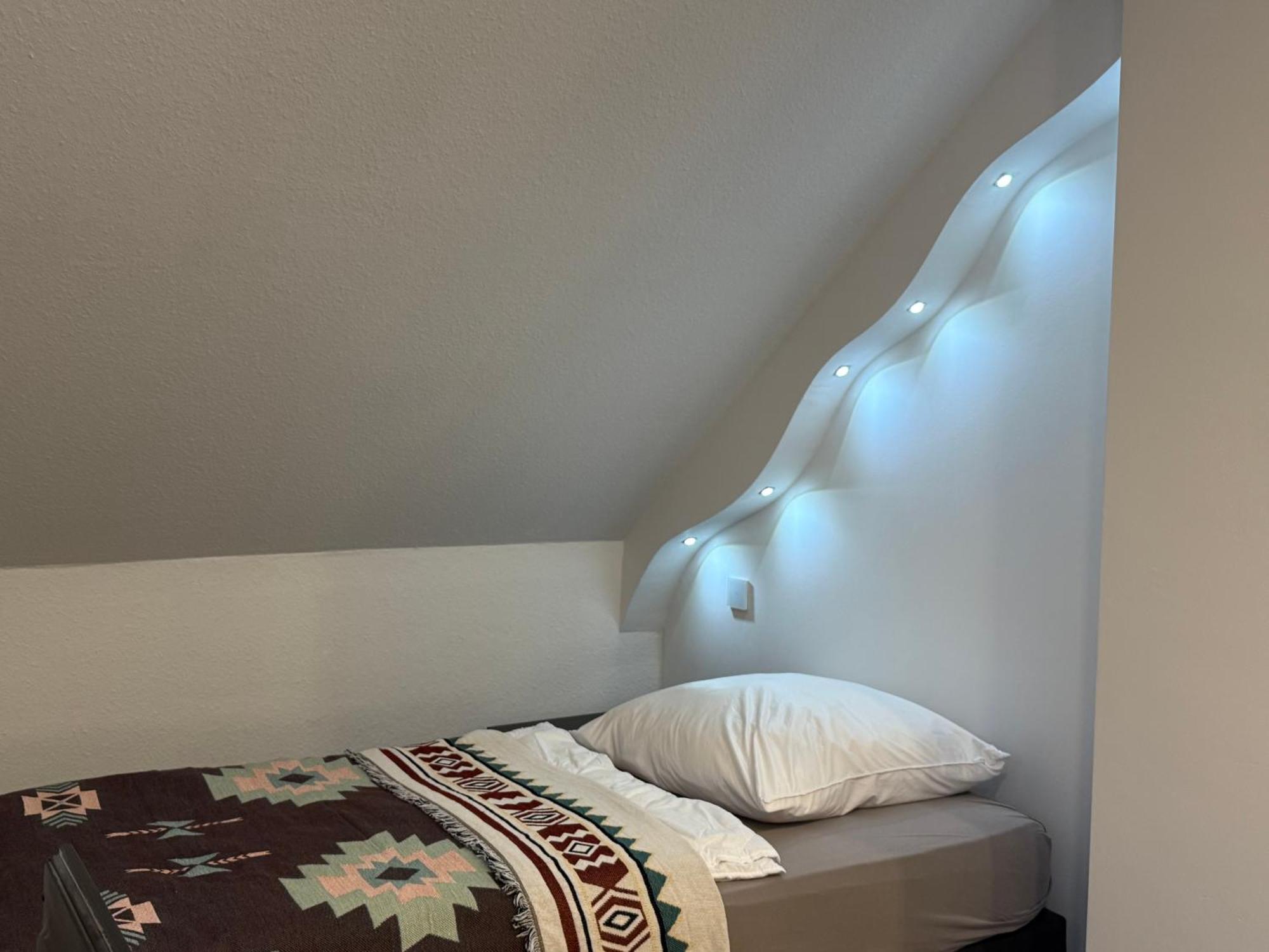 Modern House Gehrden Auf 2 Etagen, Nice Garten, Barbecue, Contactless Check-In, Free Parking エクステリア 写真