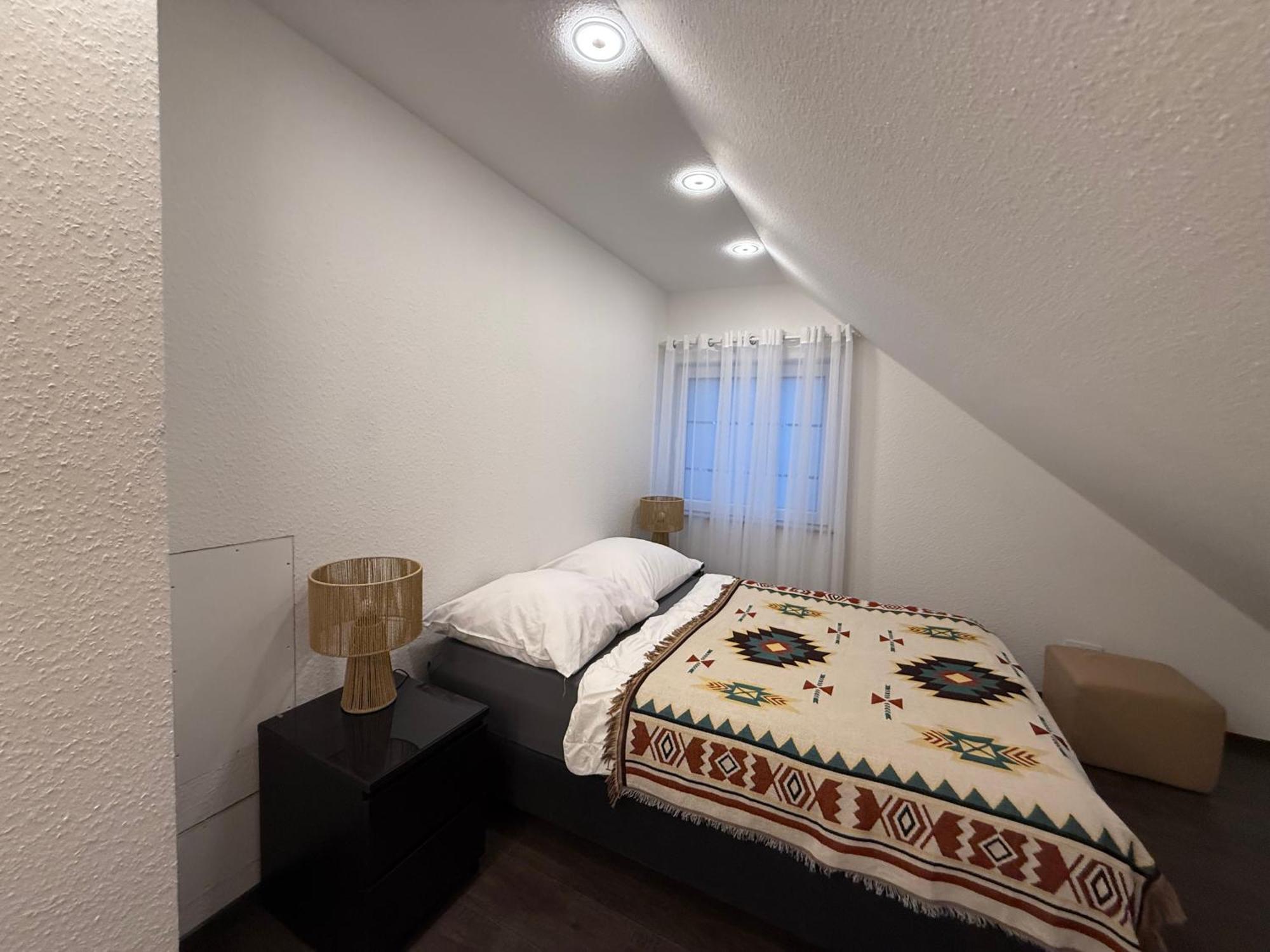 Modern House Gehrden Auf 2 Etagen, Nice Garten, Barbecue, Contactless Check-In, Free Parking エクステリア 写真